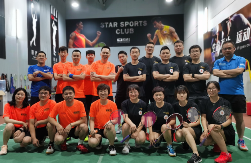 挥洒汗水，激情一夏——开云电子平台_开云(中国)第一届对外羽毛球挑战赛圆满结束